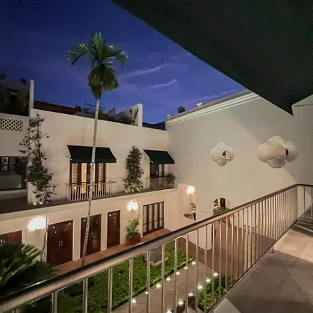 Townhouse Del Virrey In Walled Apartamento Cartagena