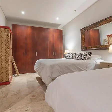 Apartamento Townhouse Del Virrey In Walled