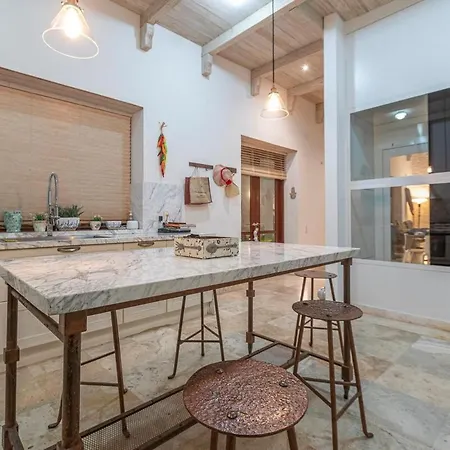 Apartamento Townhouse Del Virrey In Walled *