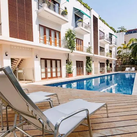 Townhouse Del Virrey In Walled
